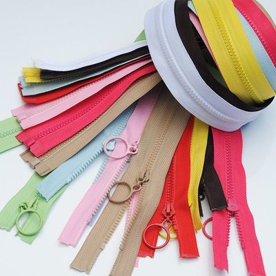 #5 Fermeture à glissière en résine avec des dents colorées pour les vêtements en rose