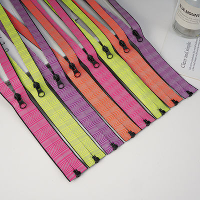 Fabrique en gros personnalisé 3# 5# 7# fermeture à glissière imperméable en nylon Fermeture automatique
