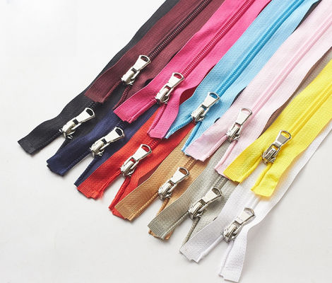 Vente de chaînes de fermeture à glissière en nylon