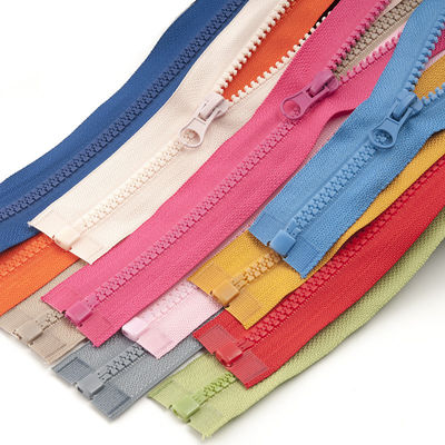 Logo de taille personnalisée 5# Fermeture à glissière en résine Fermeture à glissière en plastique moulé Derlin Fermeture à glissière