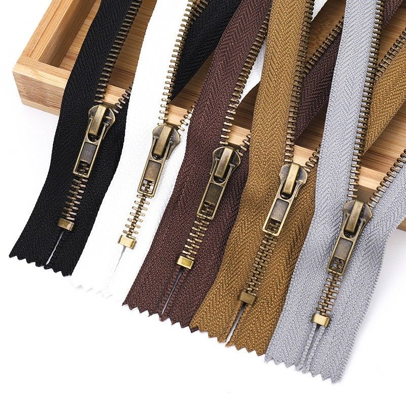 # 5 Fermeture à glissière métallique avec bout fermé, couleur cuivre fourmi pour les vêtements