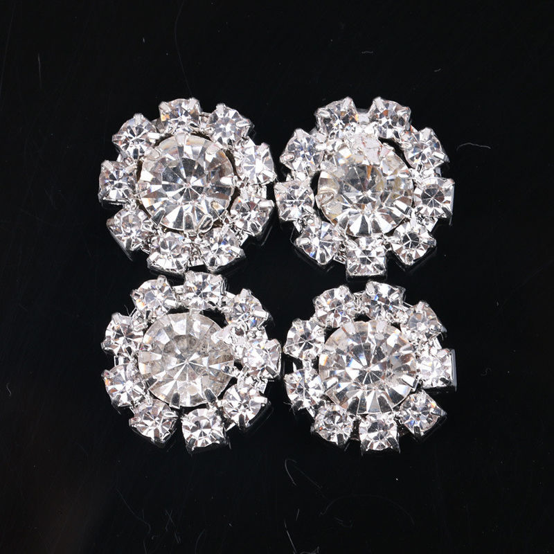 Forme de fleur métallique de mariée Bouton cristallin de couleur claire Bouchon de luxe Bouton diamanté de cristal de luxe Pour les vêtements