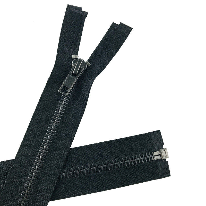 Vente en gros 5# Fin ouverte Multi-couleur Couleur personnalisée Fermeture à glissière en métal Pistolet noir Dents or Fermeture à glissière en métal