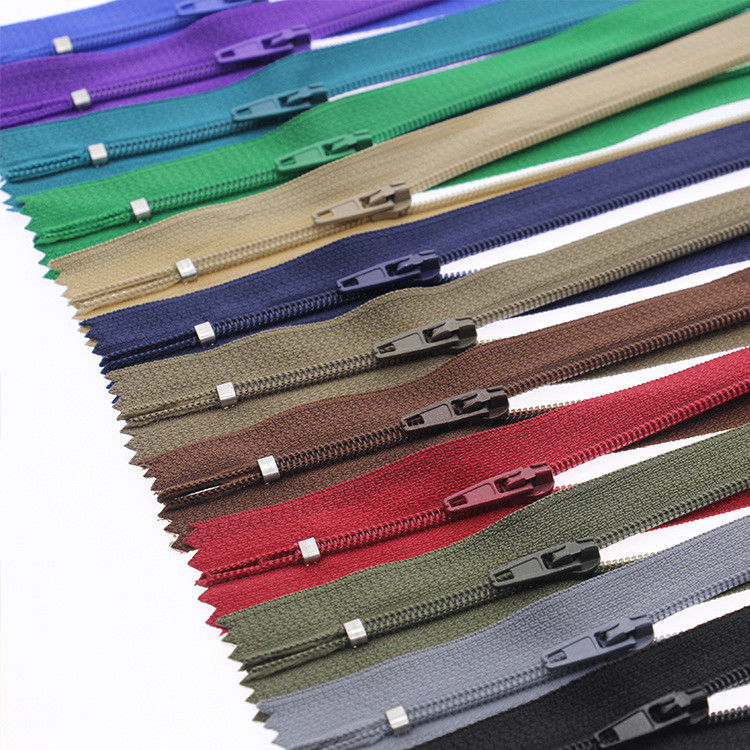 Fermeture à glissière chaude en gros Oeko-Tex 100 pour sac fermé à clé automatique 3# fermeture à glissière en nylon pour pantalon